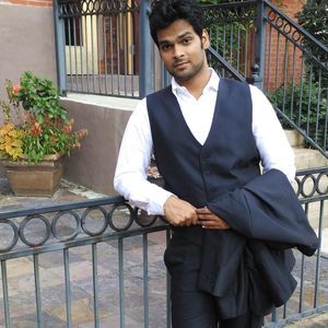 Meet your Posher, Manoj